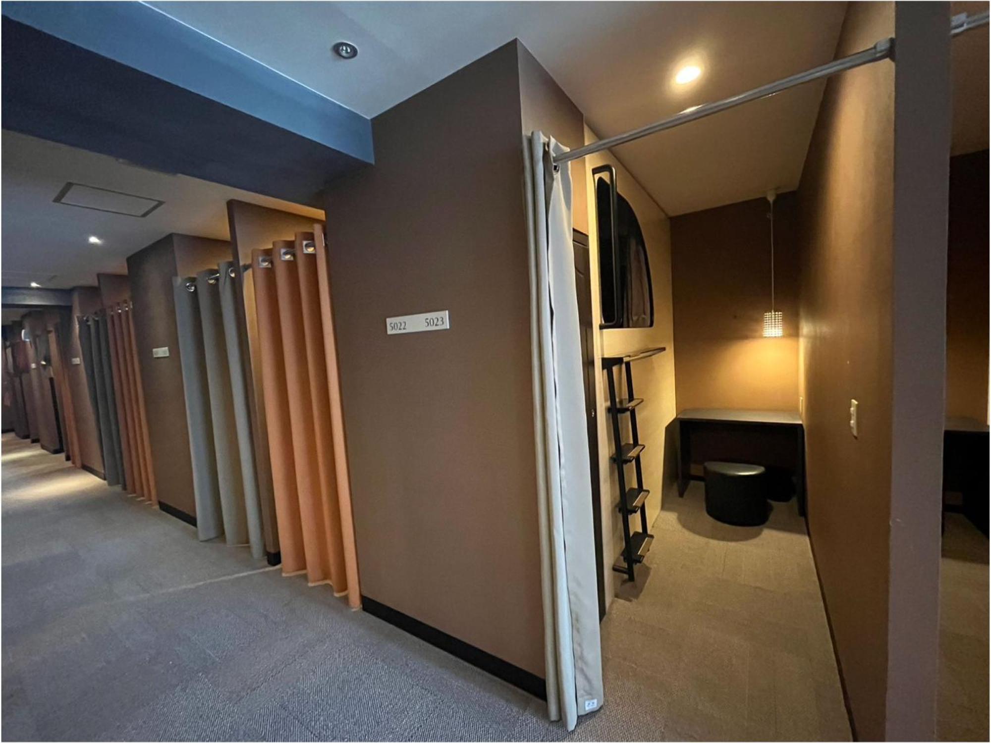 The Centurion Sauna Rest & Stay Sapporo Male Only Extérieur photo